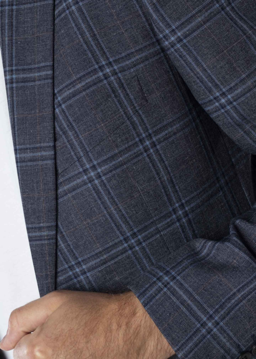 Erla of Sweden pintsak