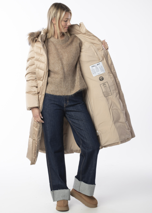 Пуховое пальто Marina Guess