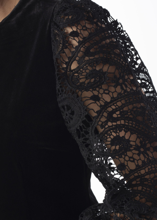 Платье Sovelvet b.young