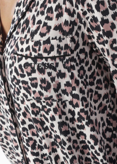 Pidzaama Sasha Guess