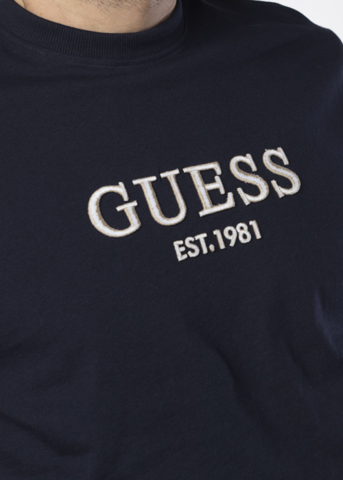 Футболка Guess