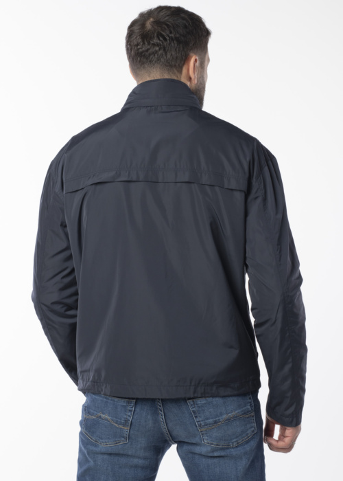 Весенне-осенняя куртка Pierre Cardin