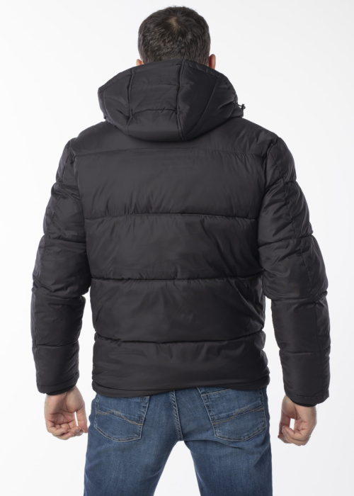 Зимняя куртка Guess