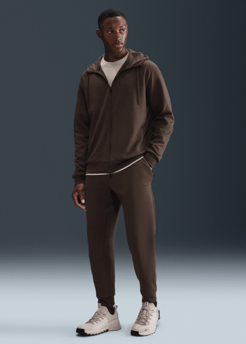 Спортивные штаны Nike