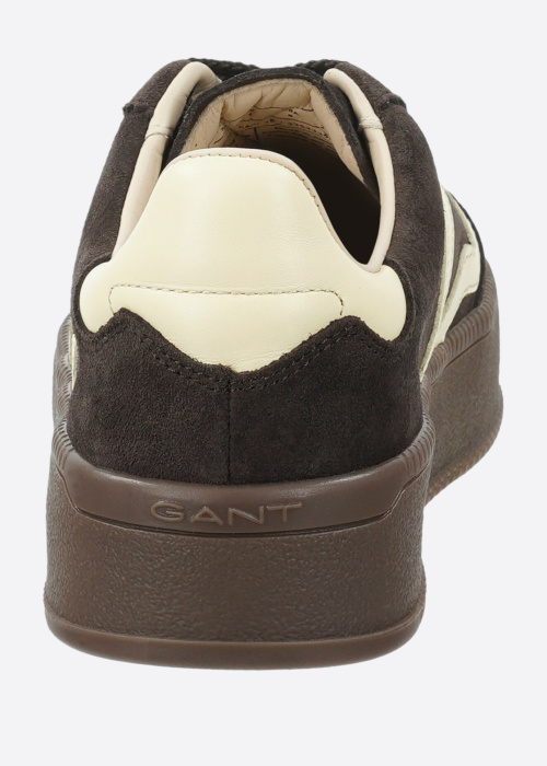 Gant tennised Cuzmani