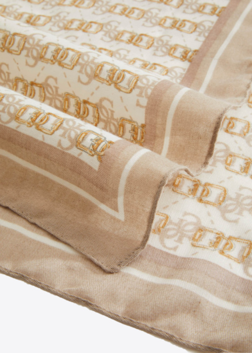 Весенне-осенний шарф Karnilla Guess