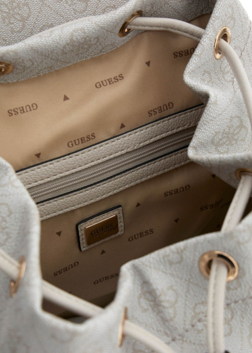 Рюкзак Guess