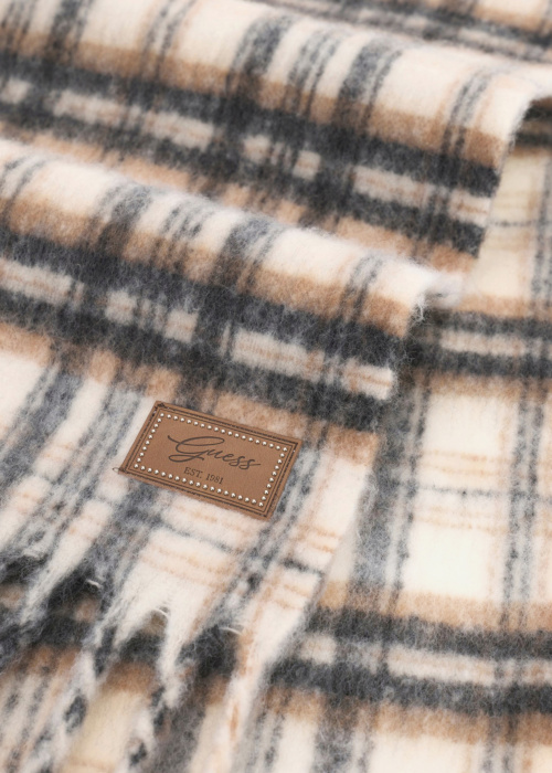 Зимний шарф Guess