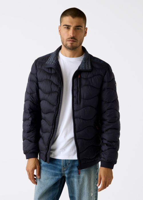 Guess kevad-sügisjope Quilted