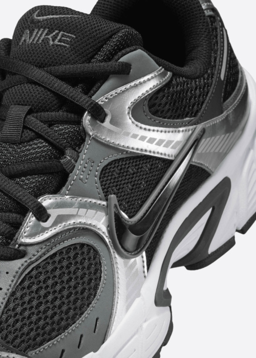 Nike vabaajajalatsid V5 Rnr