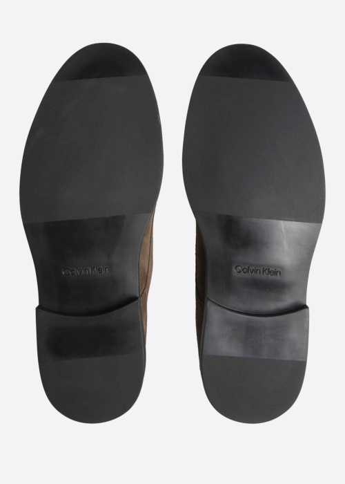 Calvin Klein kinnised kingad