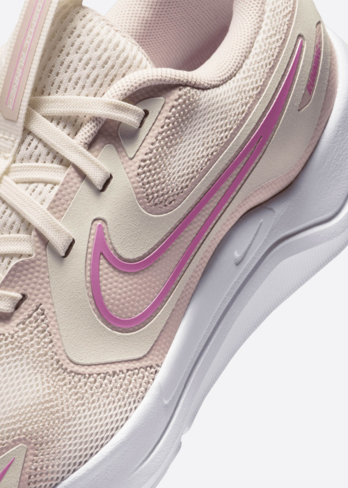 Nike jooksujalatsid Cosmic Runner Gs