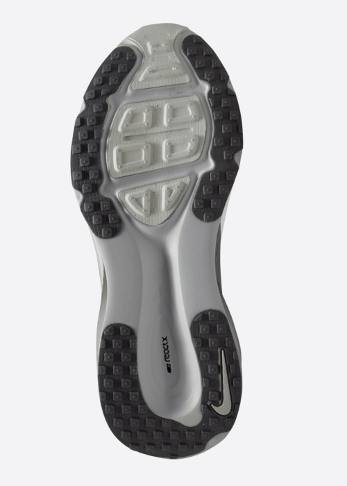 Nike jooksujalatsid Vomero 18