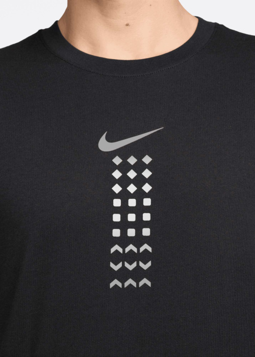 Футболка Nike