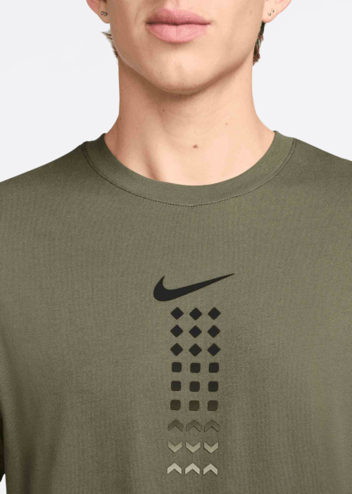 Nike T-särk