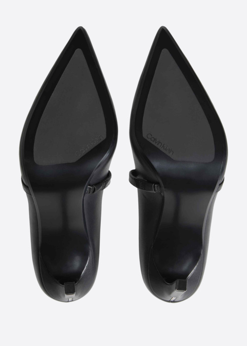 Calvin Klein kinnised kingad
