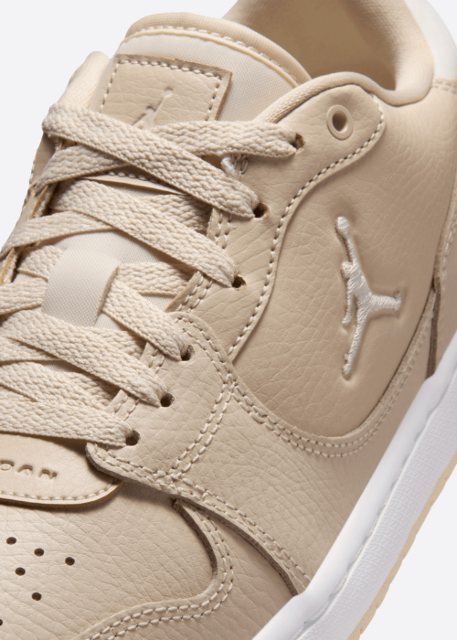 Тенниски Wmns Jordan Court Connect Low Jordan