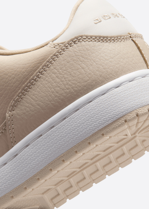 Тенниски Wmns Jordan Court Connect Low Jordan