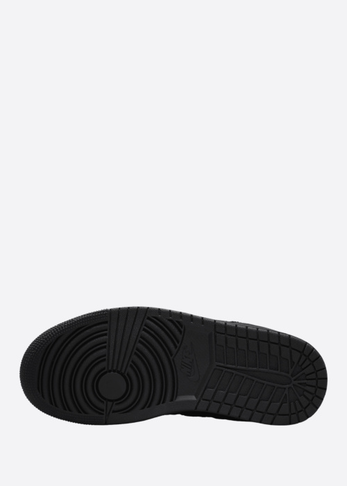 Jordan tennised Court Connect Mid Bg