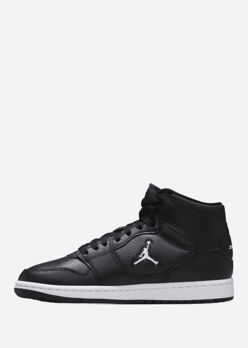 Jordan tennised Court Connect Mid Bg