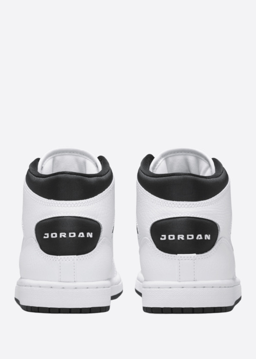 Jordan tennised Court Connect Mid Bg