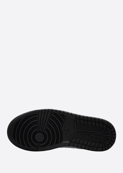 Jordan tennised Court Connect Mid Bg