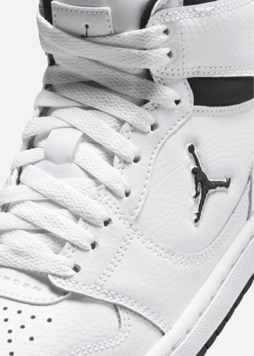 Jordan tennised Court Connect Mid Bg