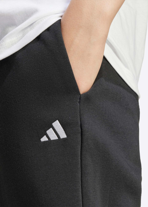 Спортивные штаны adidas