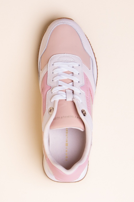 Tommy Hilfiger vabaajajalatsid