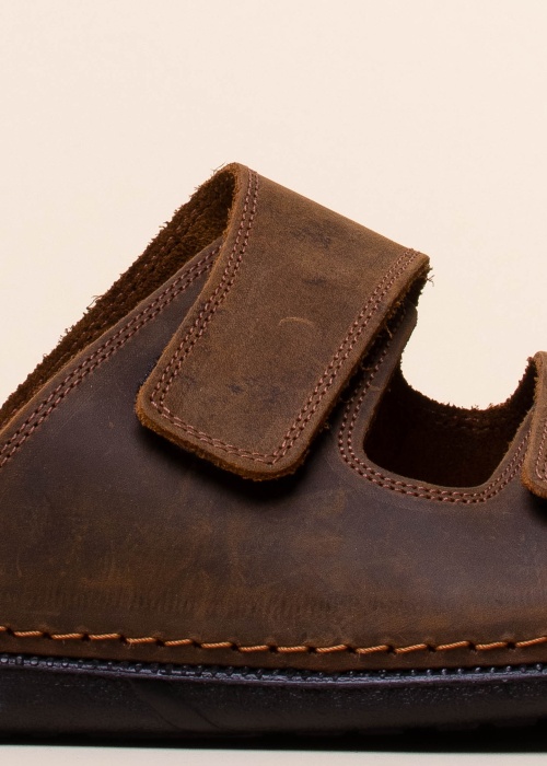 Сандалии Best Buy