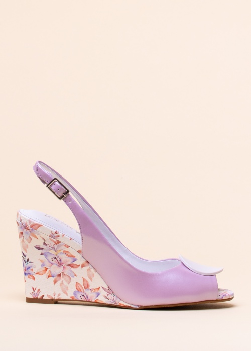 Loretta Vitale kingad