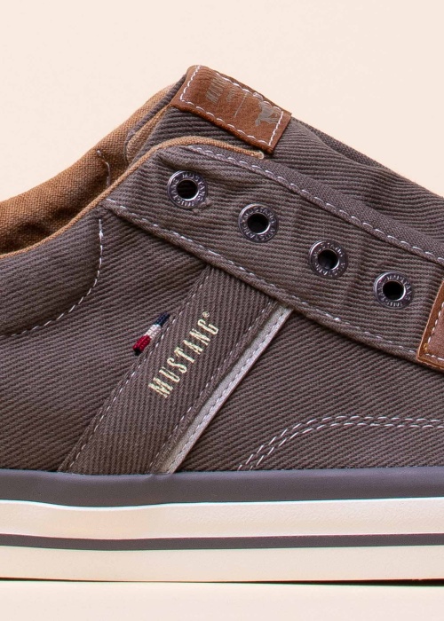 Тенниски Mustang