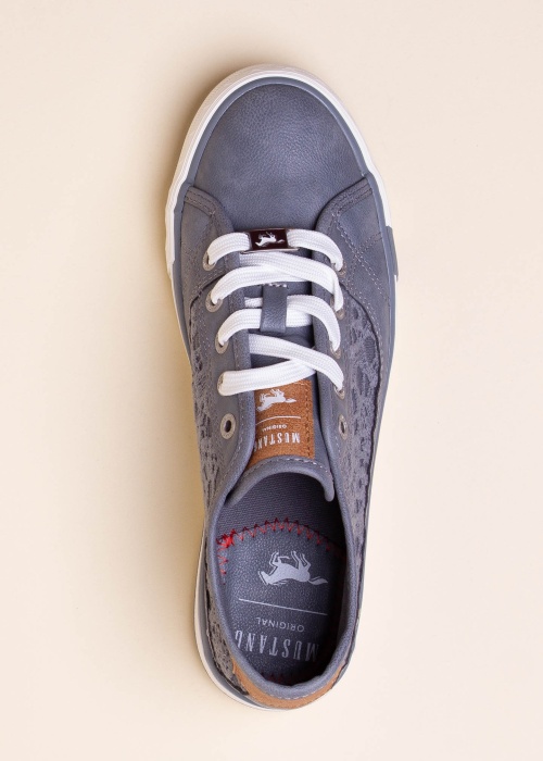 Тенниски Mustang