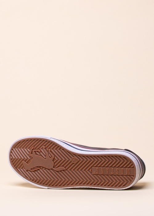 Тенниски Mustang