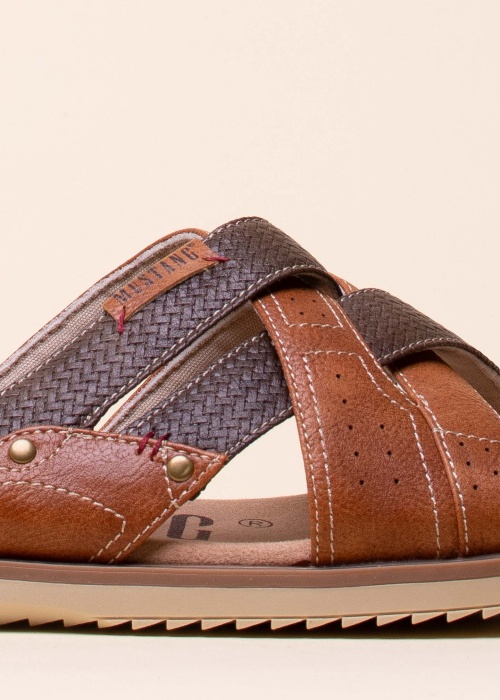 Сандалии Mustang