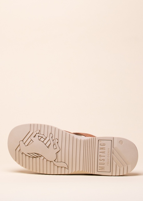Сандалии Mustang