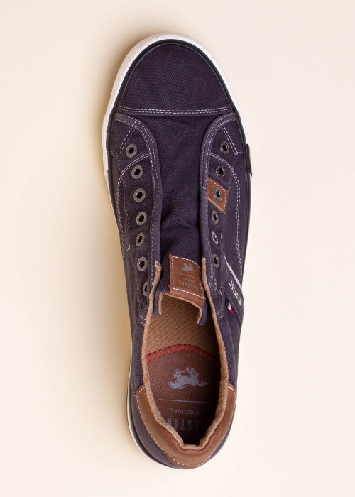 Тенниски Mustang