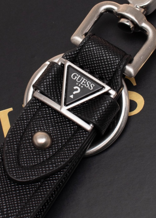 Кольцо для ключей Certosa Saffiano в подарочной коробке Guess