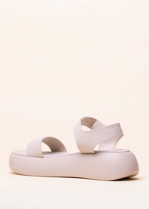 Босоножки Betsy