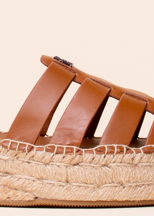 Tommy Hilfiger kingad