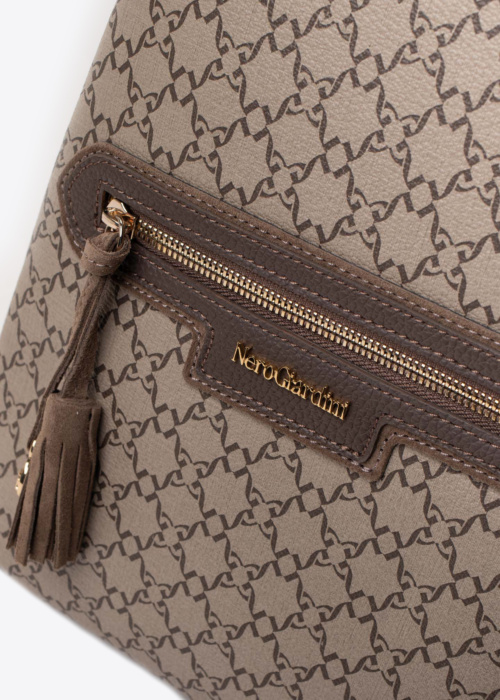 NeroGiardini seljakott