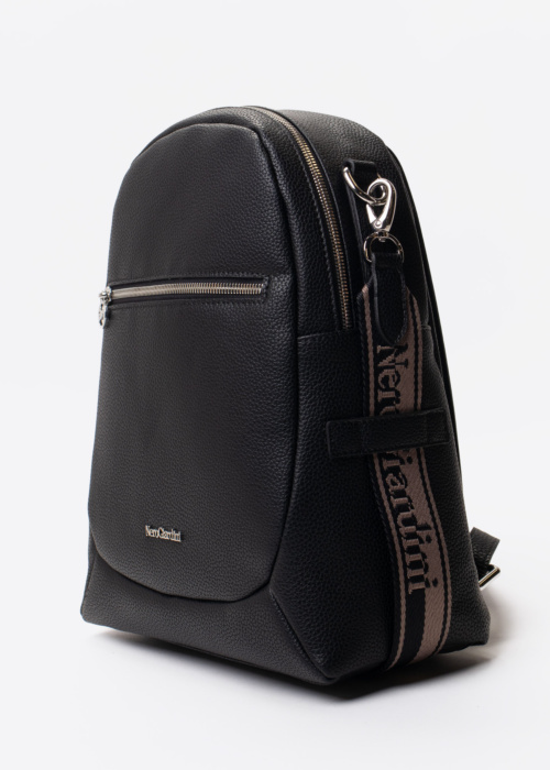 NeroGiardini seljakott