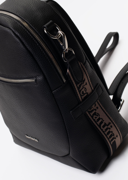 NeroGiardini seljakott