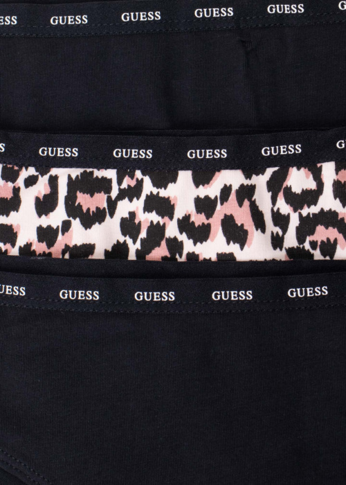 Трусики в коробке 3 пары Guess