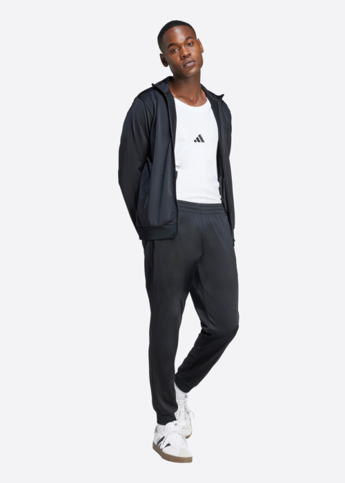 Спортивный комплект adidas