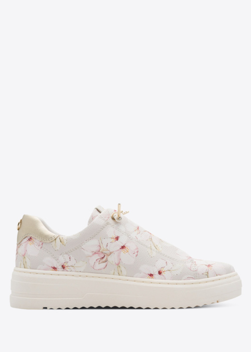 Marco Tozzi tennised