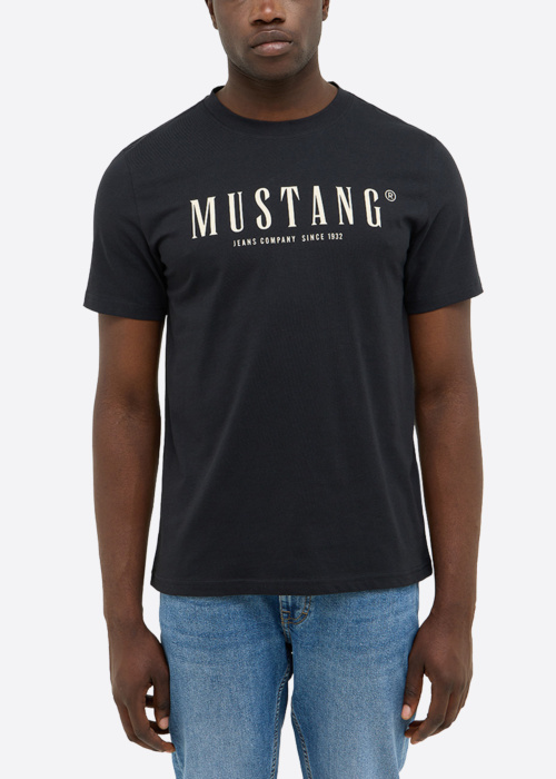 Футболка Mustang