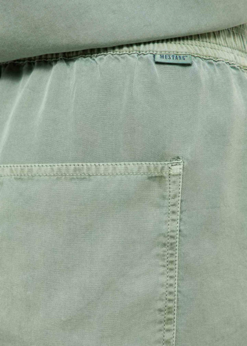 Mustang püksid Charlottesville