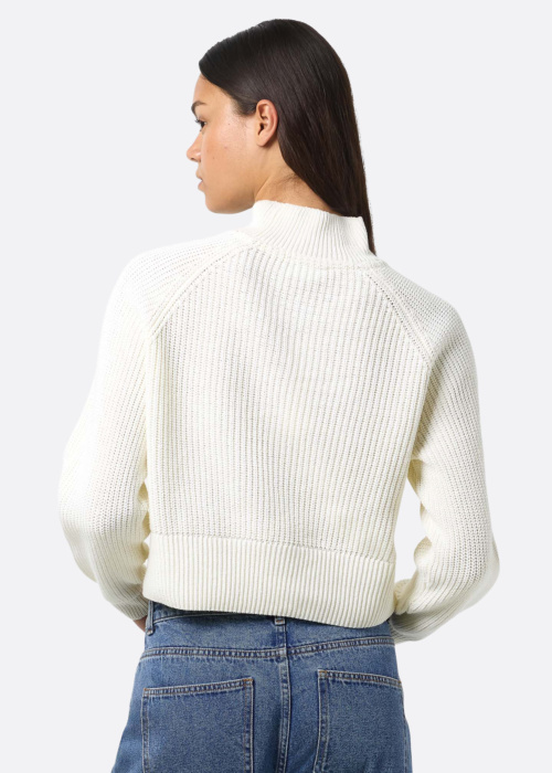 Noisy May kudum Dara