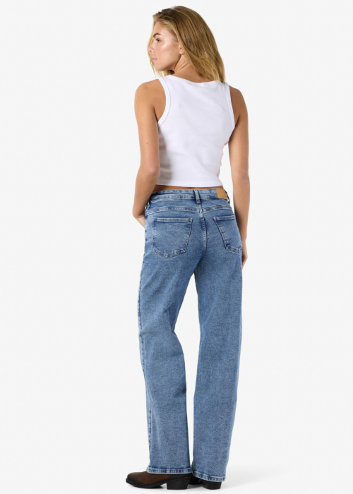 Топ Sussie Noisy May